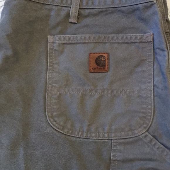 Men’s Carhartt 44x32 pants - Picture 2 of 5